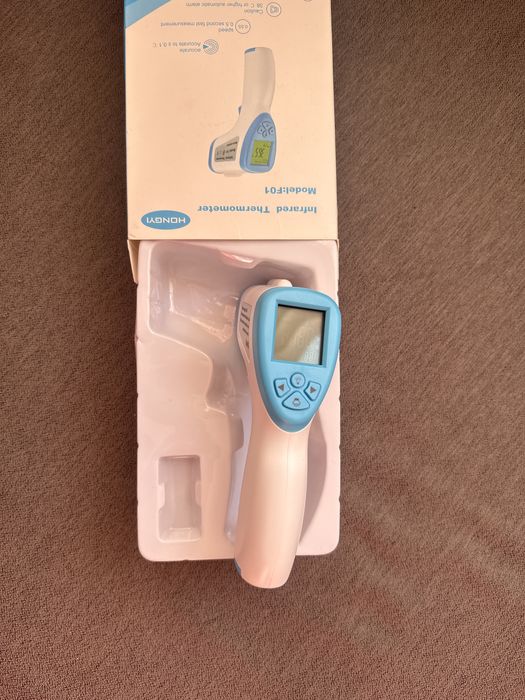 Инфрачервен термометър