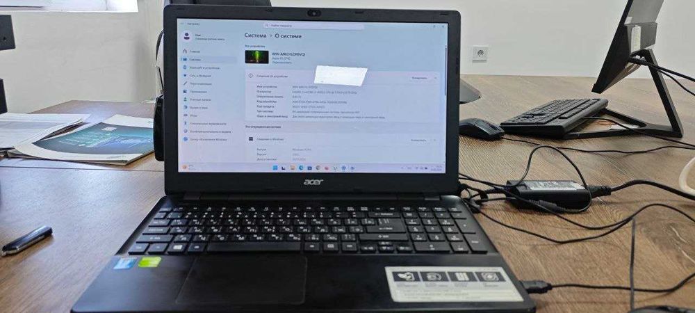 Acer I3/8/240SSD/512HDD/1 GB — для работы и игр