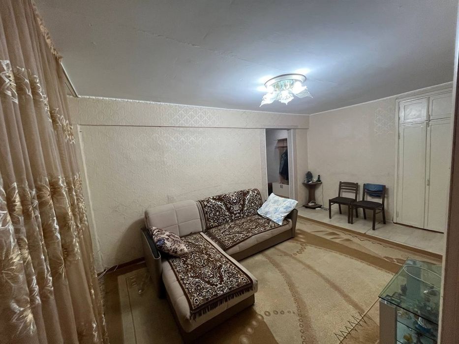 Продам квартиру 4 комнатную