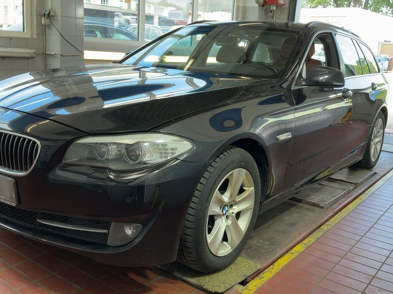 BMW 5er 530d 2010