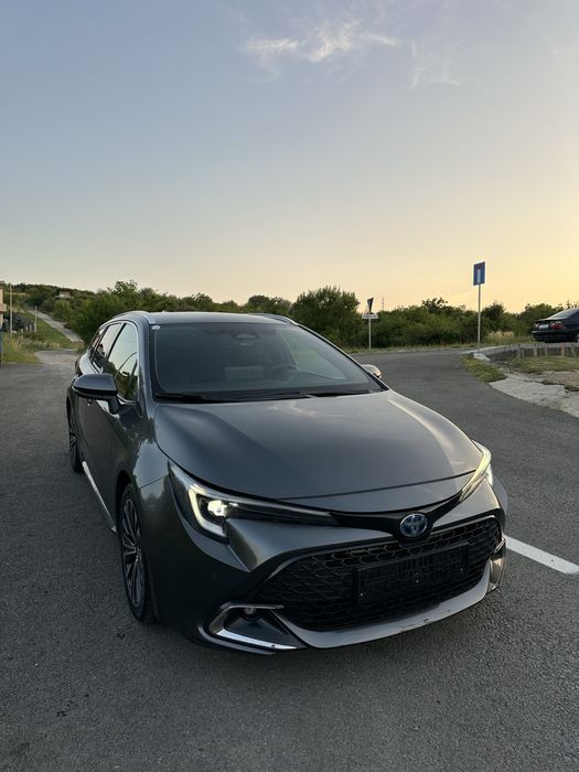 TOYOTA Corolla 2023 — imagine 2