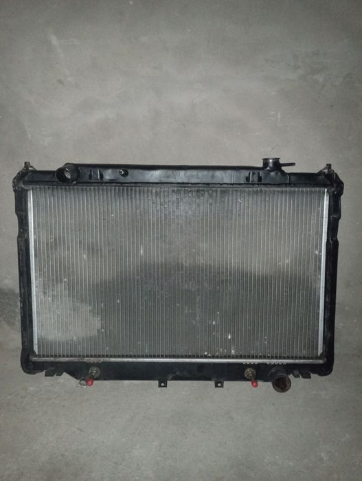 Toyota land cruiser 80 radiator panjarasi