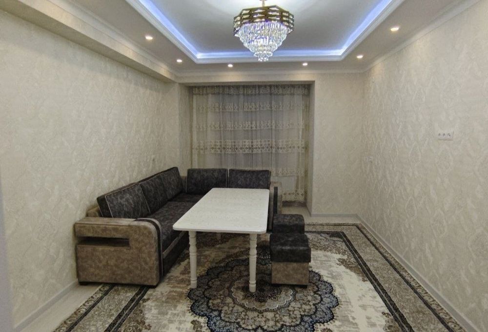Megaplanet yonida arzon kvartira bor