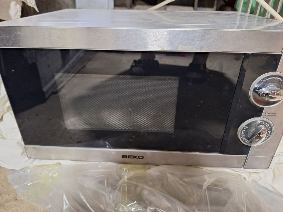 Продаётся б/у Микроволновка BEKO