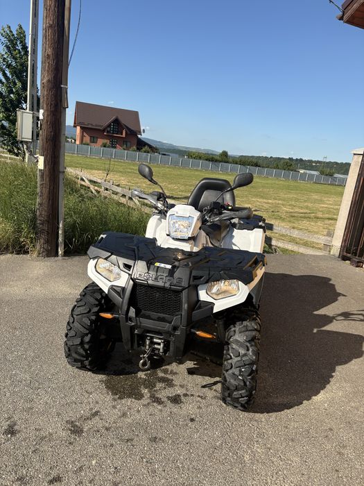 Polaris sportman 4x4 an 2017 cu servodirectie