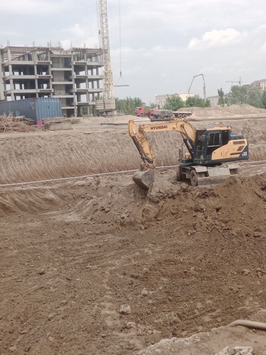 Ekskavator xizmatlari yangi texnika strella 7 metir kovsha 0.63 kuba