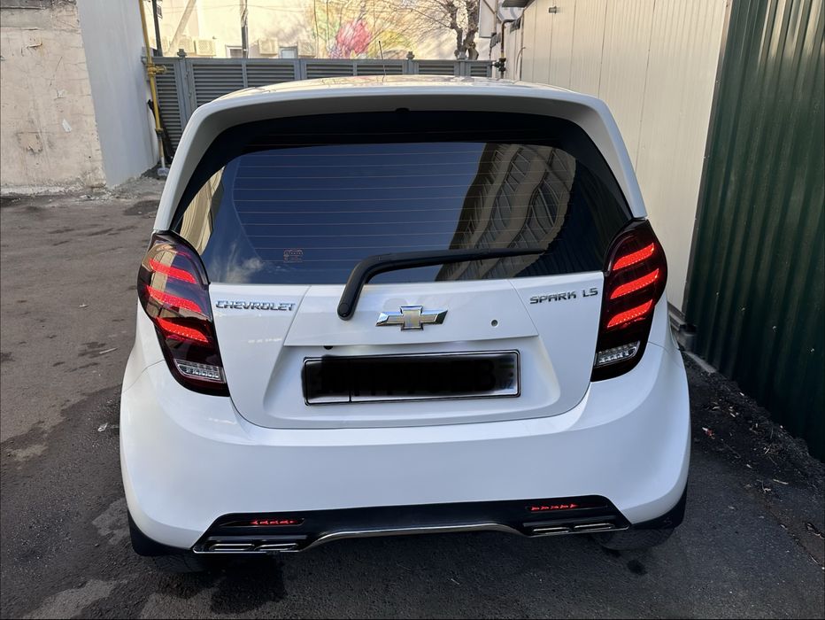 Продаю chevroler spark