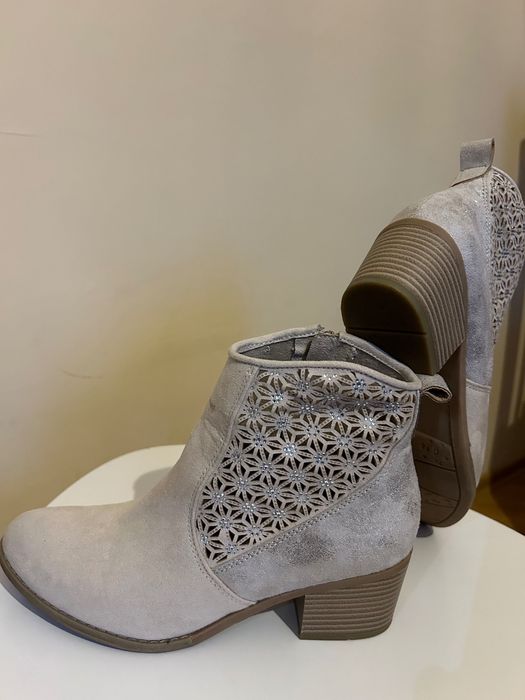 Елегантни дамски боти Marko Tozzi размер 38