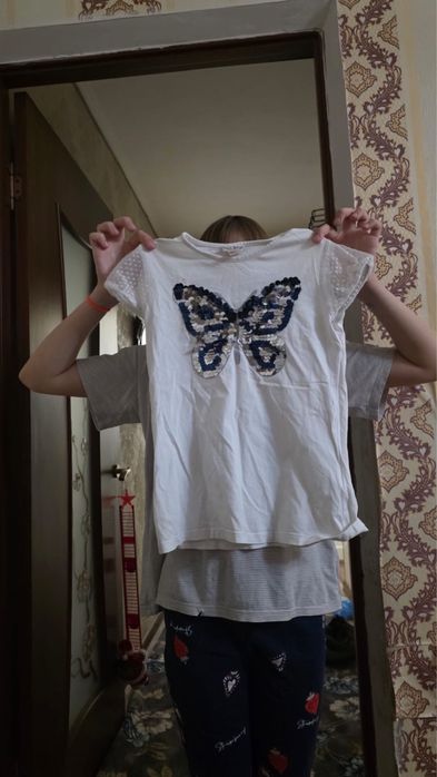 Футболки и штаны на девочку 10-12 лет