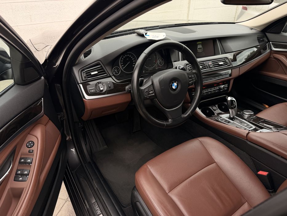 BMW Seria 5 Facelift Euro 6 2.0 190 Automat - Istoric complet BMW / 2 seturi roti / Garantie / Rate / Impecabil !