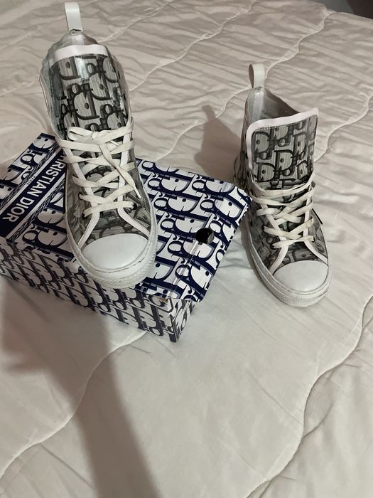 Adidasi.   dior