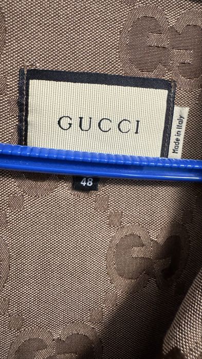 Gucci екип. Риза с къси панталони.