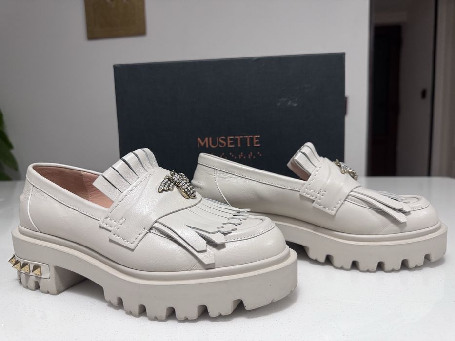 Pantofi musette Bee 35 cm