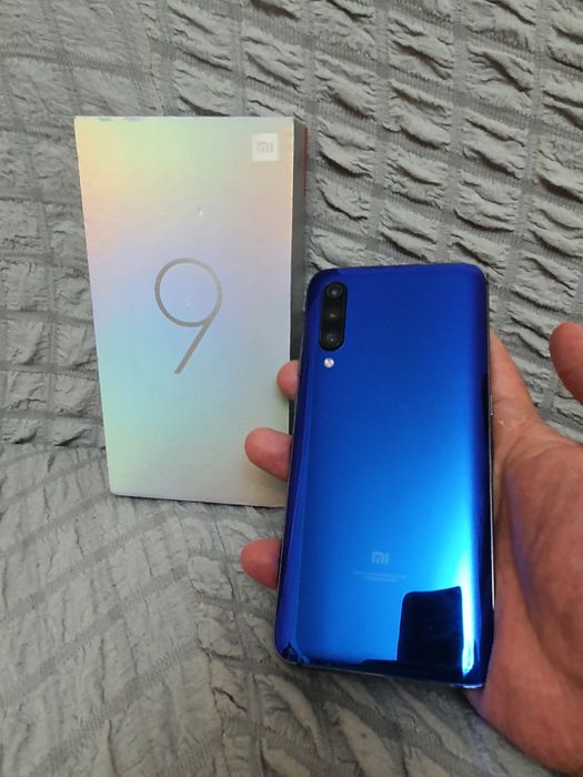 Srochna sotiladi Xiaomi Mi 9 6/128GB Blue  Original Flagman Igravoy