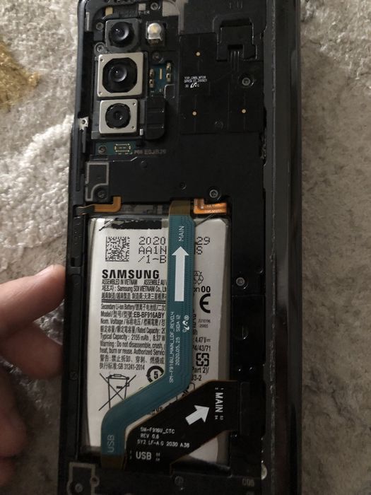 Samsung z fold 2 на запчасти
