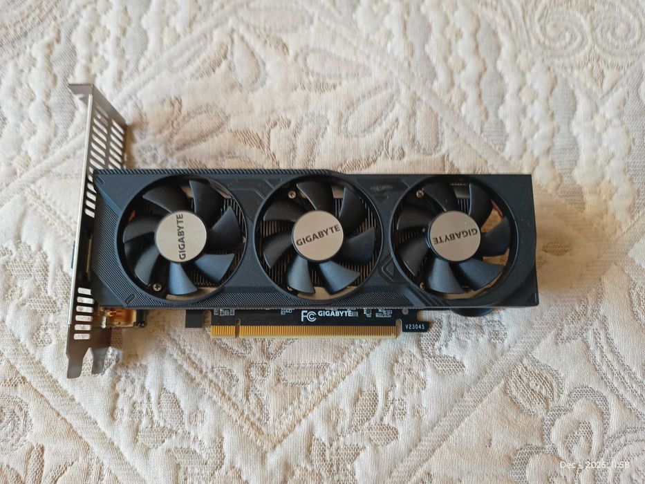 Видео карта Gigabyte RTX 4060 8G GDDR6, Low profile, над 1г гаранция