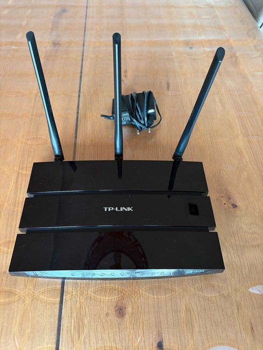 TP-LINK AC1200 wireless router рутер
