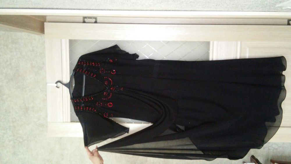 Платье вечернее в пол