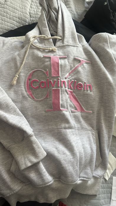 Отдам даром или за вкусняшки)