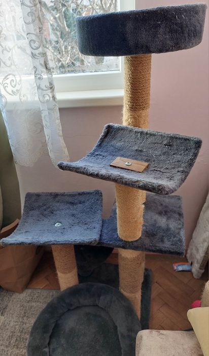 Катерушка драскалка за коте