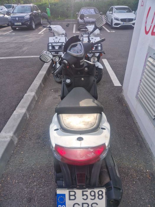 Scuter Kymco Agility Delivery 125cc / Bike rent Kymco 125cc - Glovo, Bolt Food Wolt