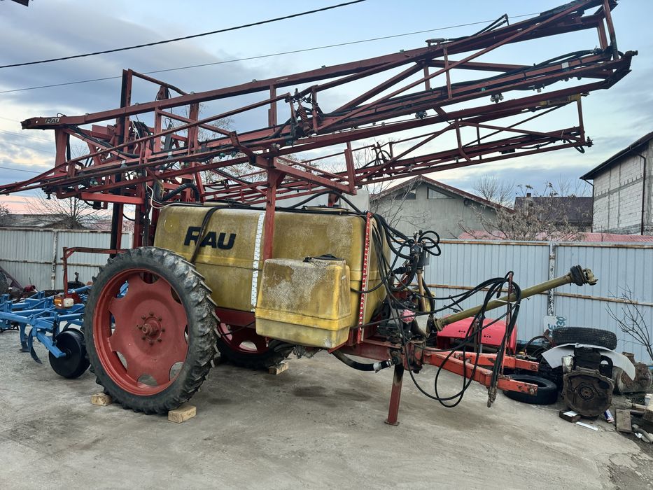 Piese U 650 -   Instalatie erbicidat RAU 2500 litri Met