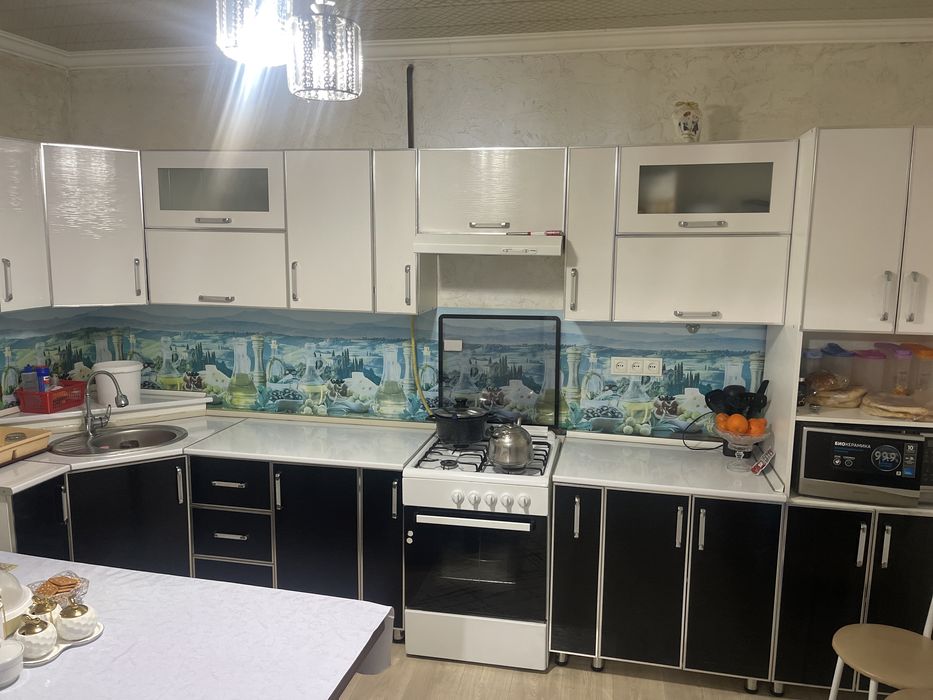 Кухни гарнитур.