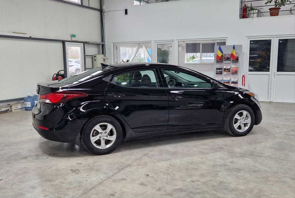 HYUNDAI Elantra 2015 — imagine 4