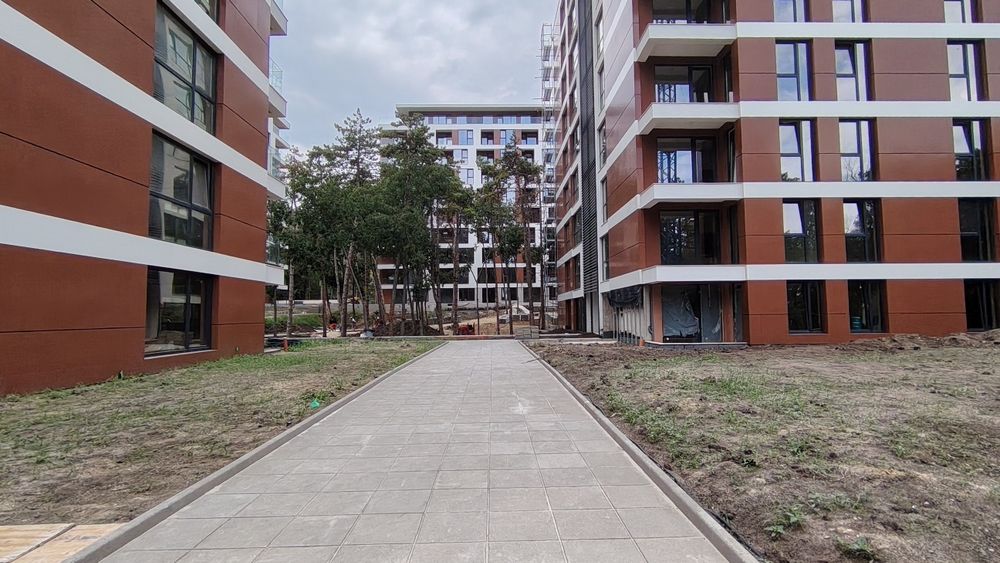 Голям 2-стаен апартамент - 81 кв. м., гр. Варна / кв. Аспарухово / Комплекс "Елисия Грийн" / С Акт.14, в очакване на Акт.15.