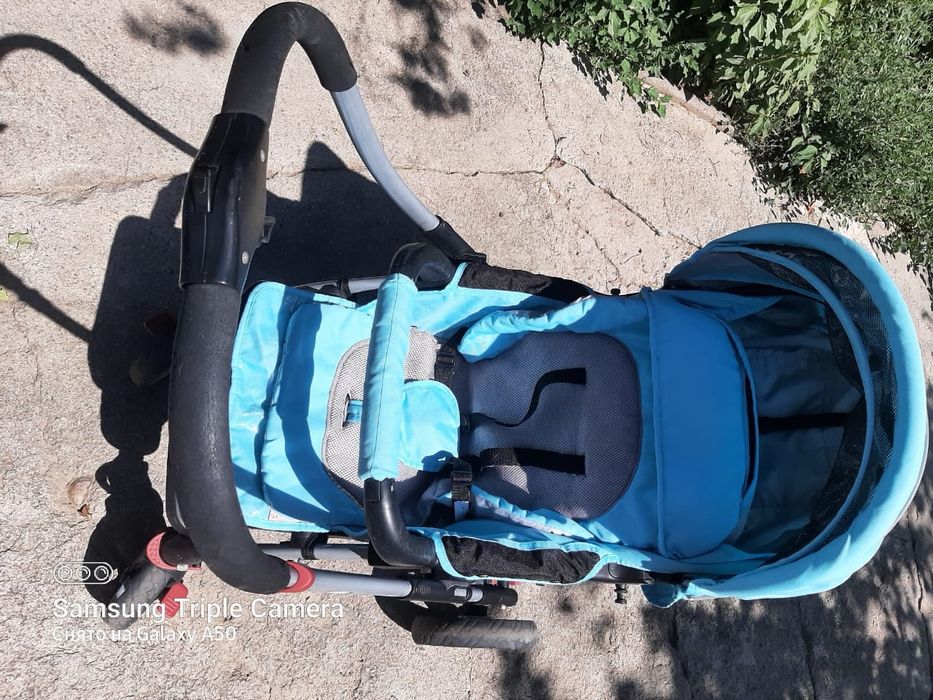 Коляска детская в хорошем состояние