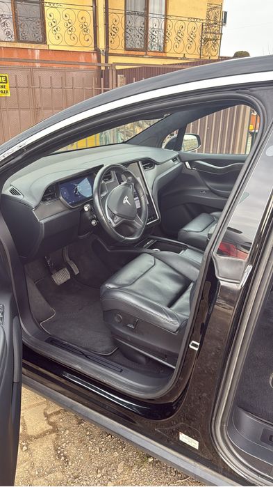 Vand TESLA Model X