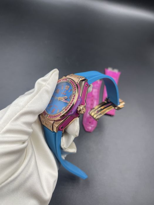 Hublot Big Bang One Clock Pop Art King