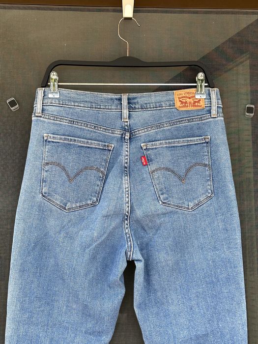 Дамски дънки Levi's (724 High Rise Straight) - размер W31, Отлично състояние