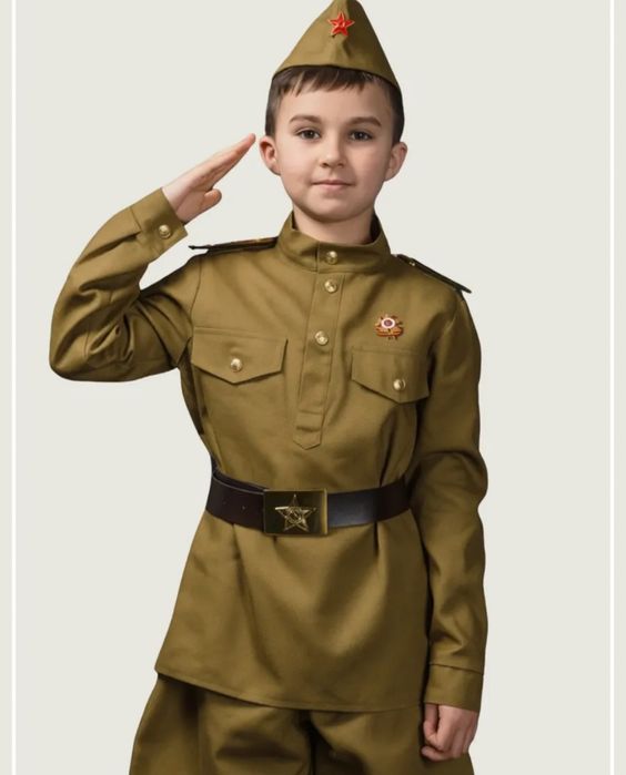 Костюм для мальчика рост 150-160см