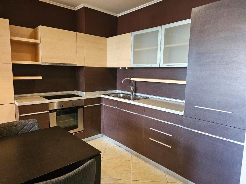Дава се под наем Тристаен апартамент в София, Симеоново - 87 кв.м за 749 € - Снимка #1