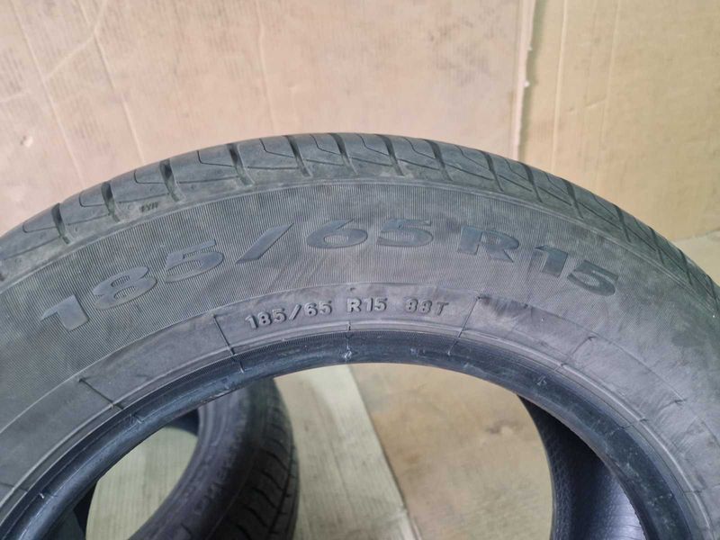 2 Pirelli R15 185/65
летни гуми DOT4819