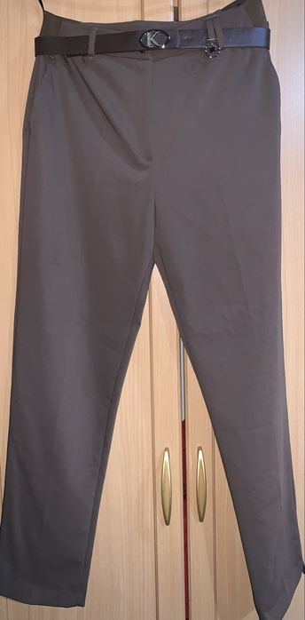 Продам брюки новые