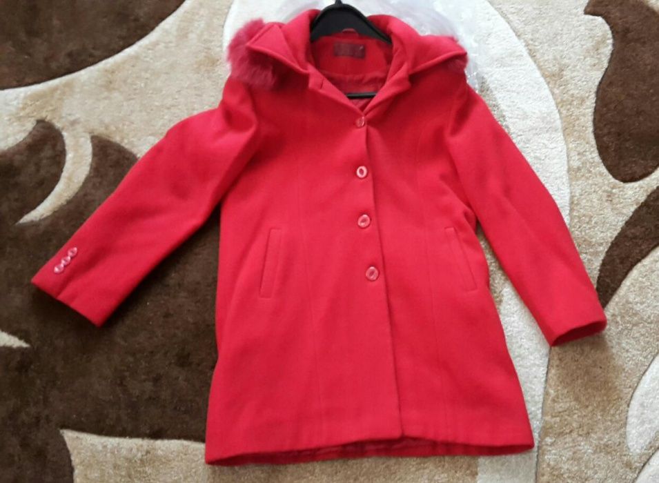 Palton rosu