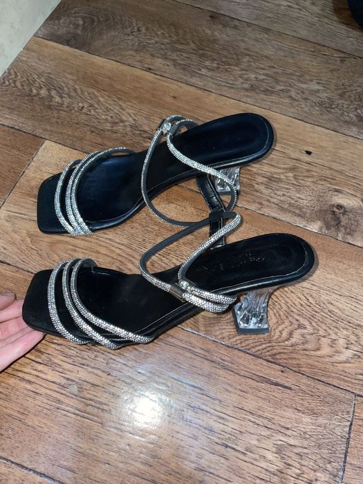 Красивые Туфли со стразами