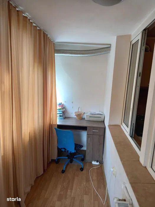 Apartament de inchiriat 2 camere,renovat/ aproape de metrou