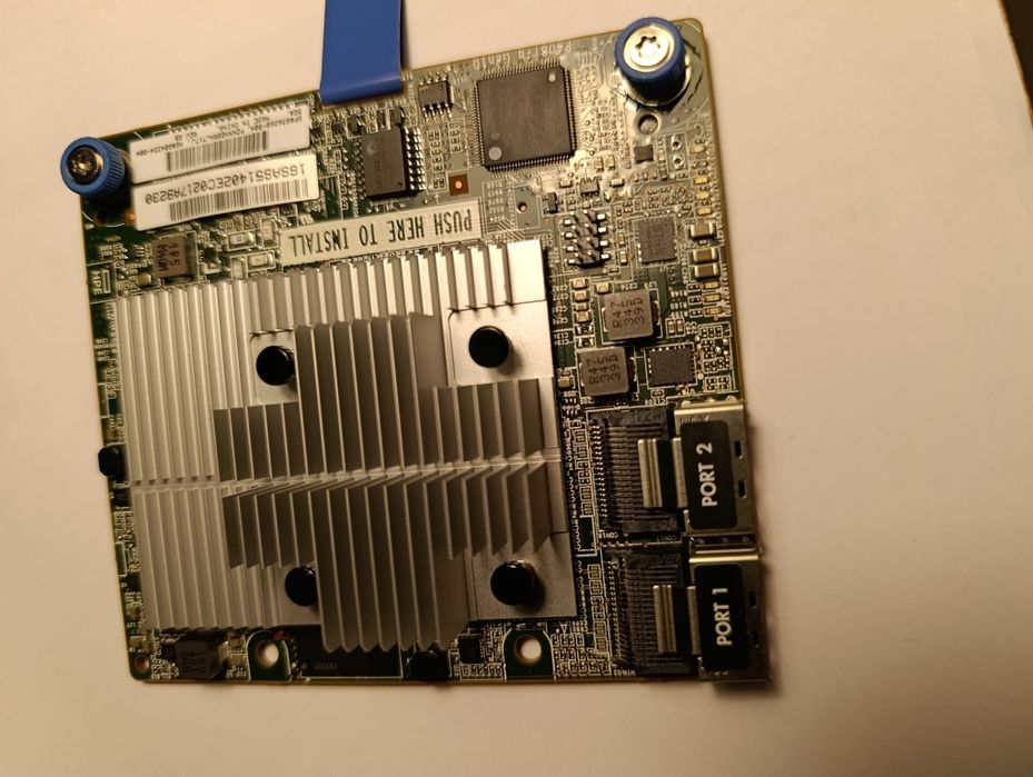 RAID-контроллер HPE Smart Array P408i-a SR Gen10