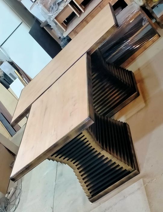 Продам новый стол!