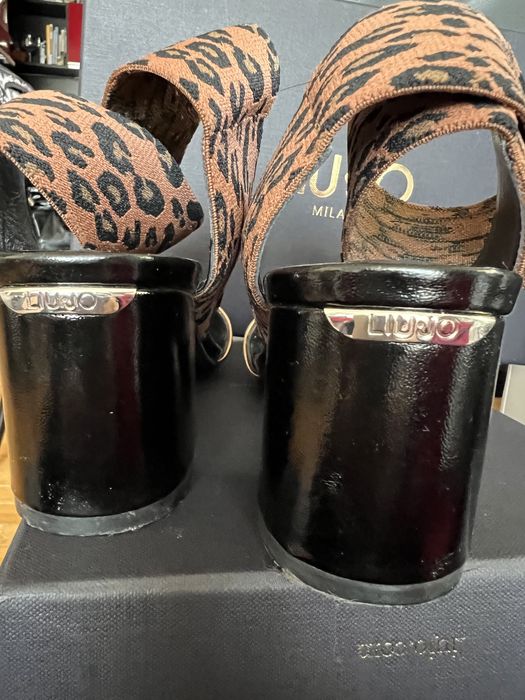 Сандали Liu jo