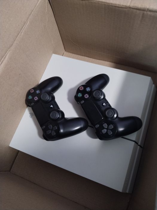Playstation 4 sotiladi