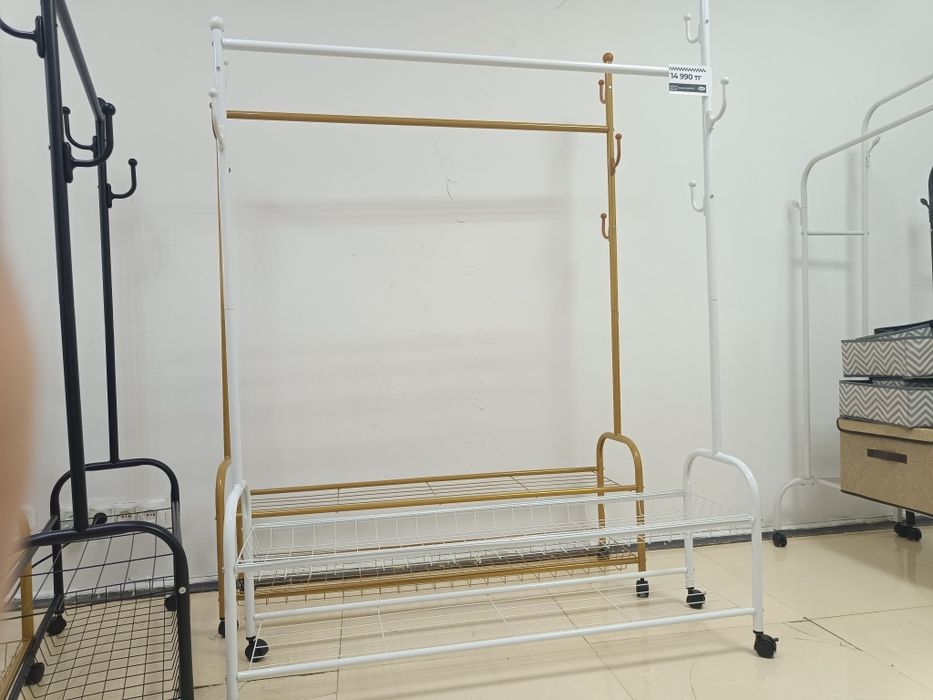 Вешалка напольная