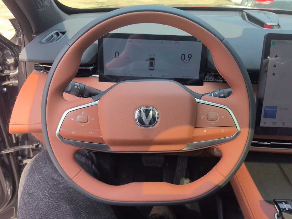 CHANGAN UNI-Z 1.5T Premium Edition