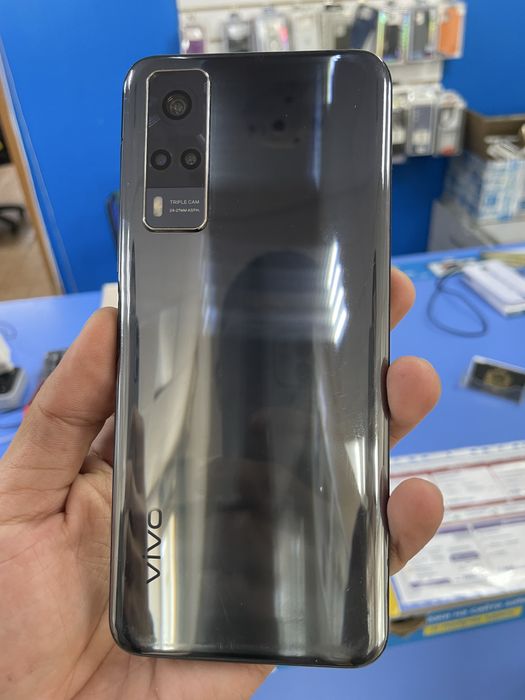 Продам Vivo y31 4/64