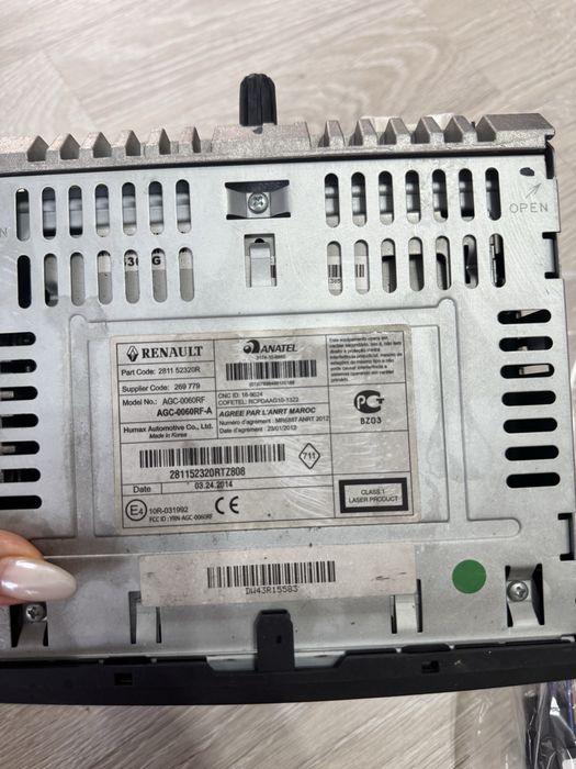 Магнитола на Рено Дастер