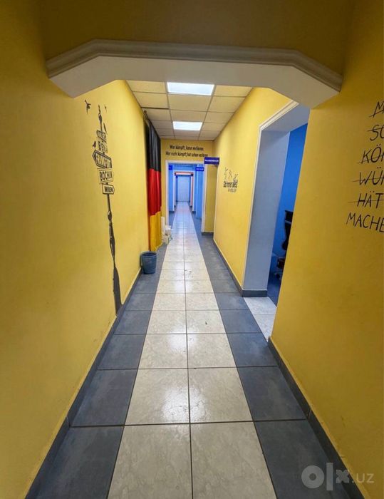 Аренда под офис или Учебний центр 250кв.м Метро Новза! 3100у.е