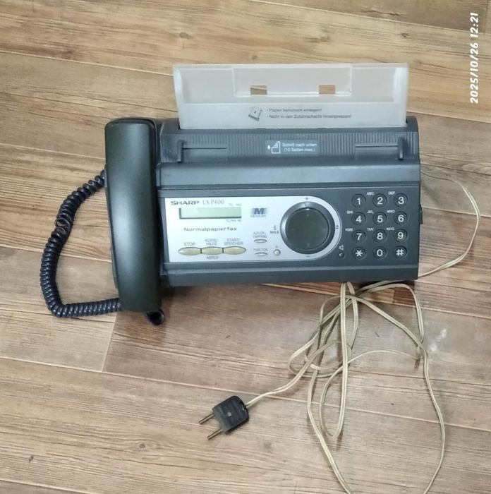 Продам срочно телефон  факс